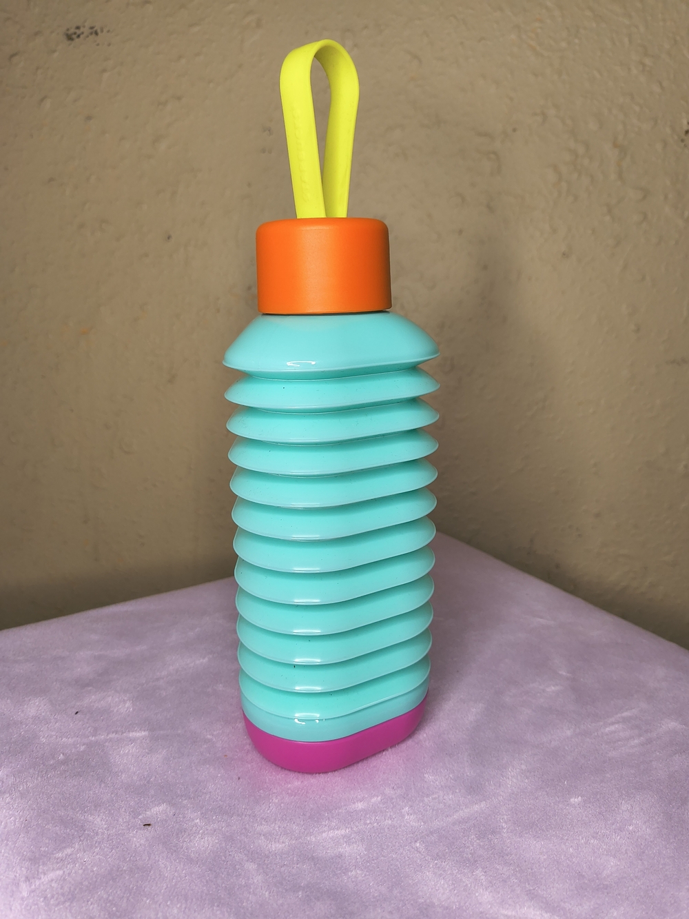 24oz Starbucks collapsible water bottle from the 2024 Summer collection